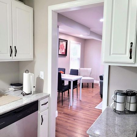 Apartment With Brand New Furniture And Large Parking West Seneca Luaran gambar