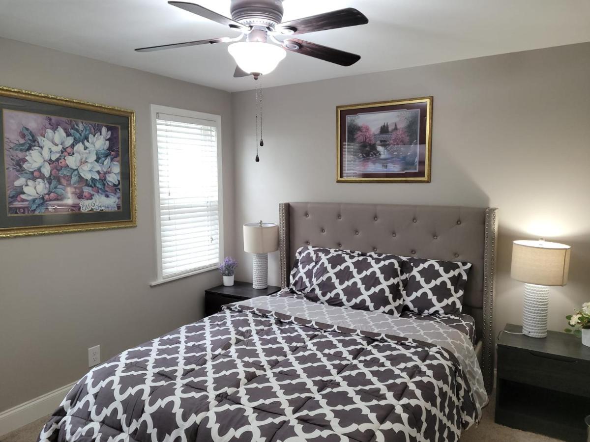 Apartment With Brand New Furniture And Large Parking West Seneca Luaran gambar