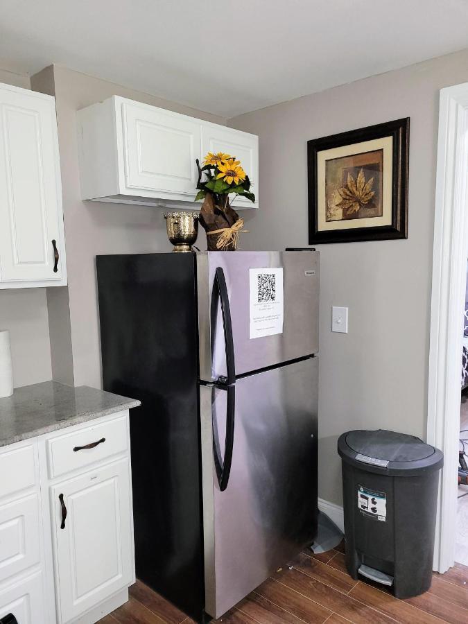 Apartment With Brand New Furniture And Large Parking West Seneca Luaran gambar