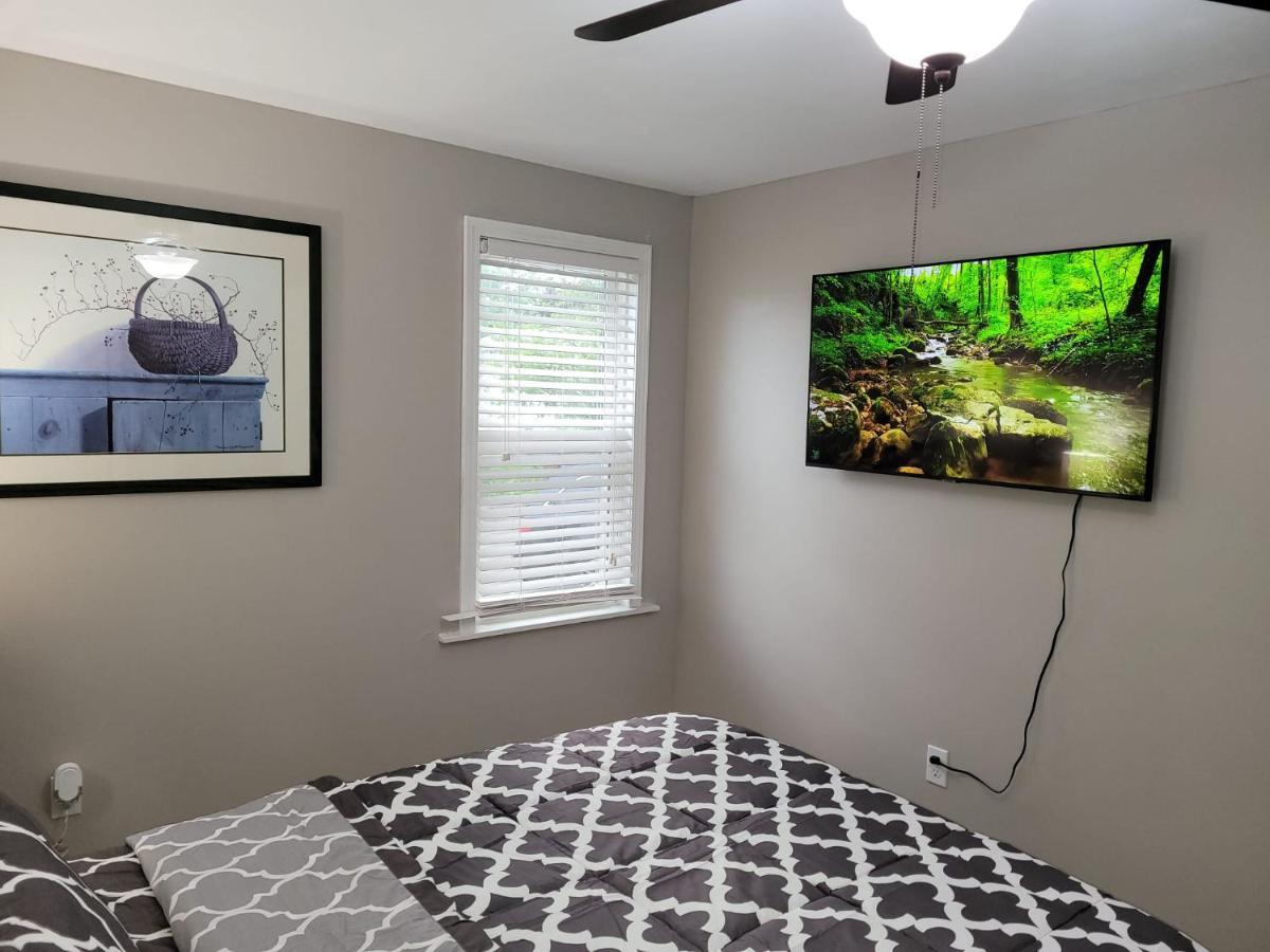 Apartment With Brand New Furniture And Large Parking West Seneca Luaran gambar