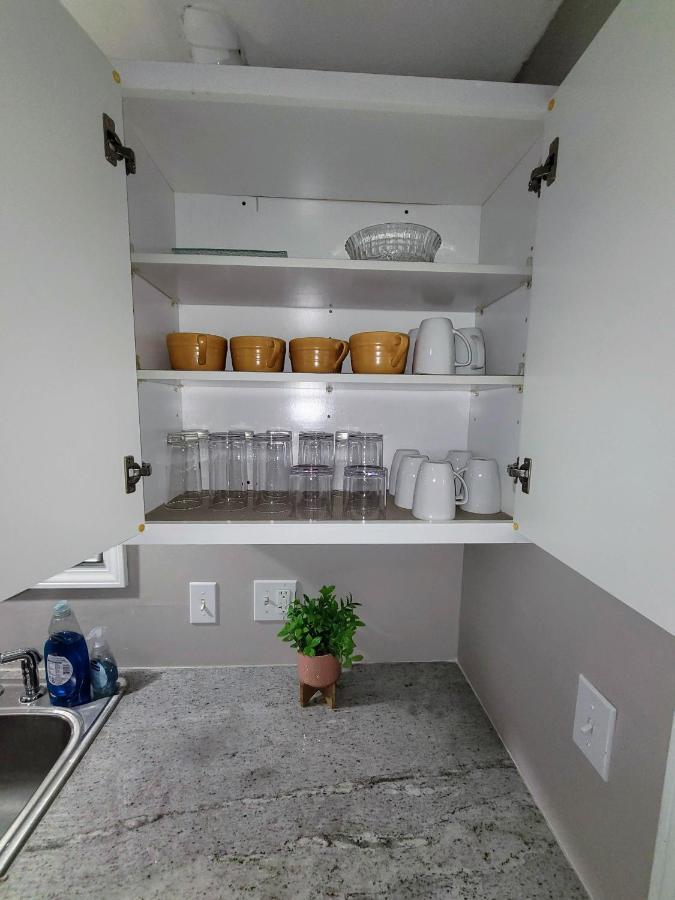 Apartment With Brand New Furniture And Large Parking West Seneca Luaran gambar
